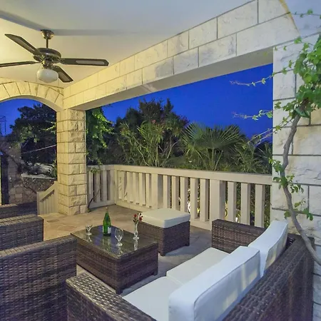 Vakantiehuis Nova By Interhome